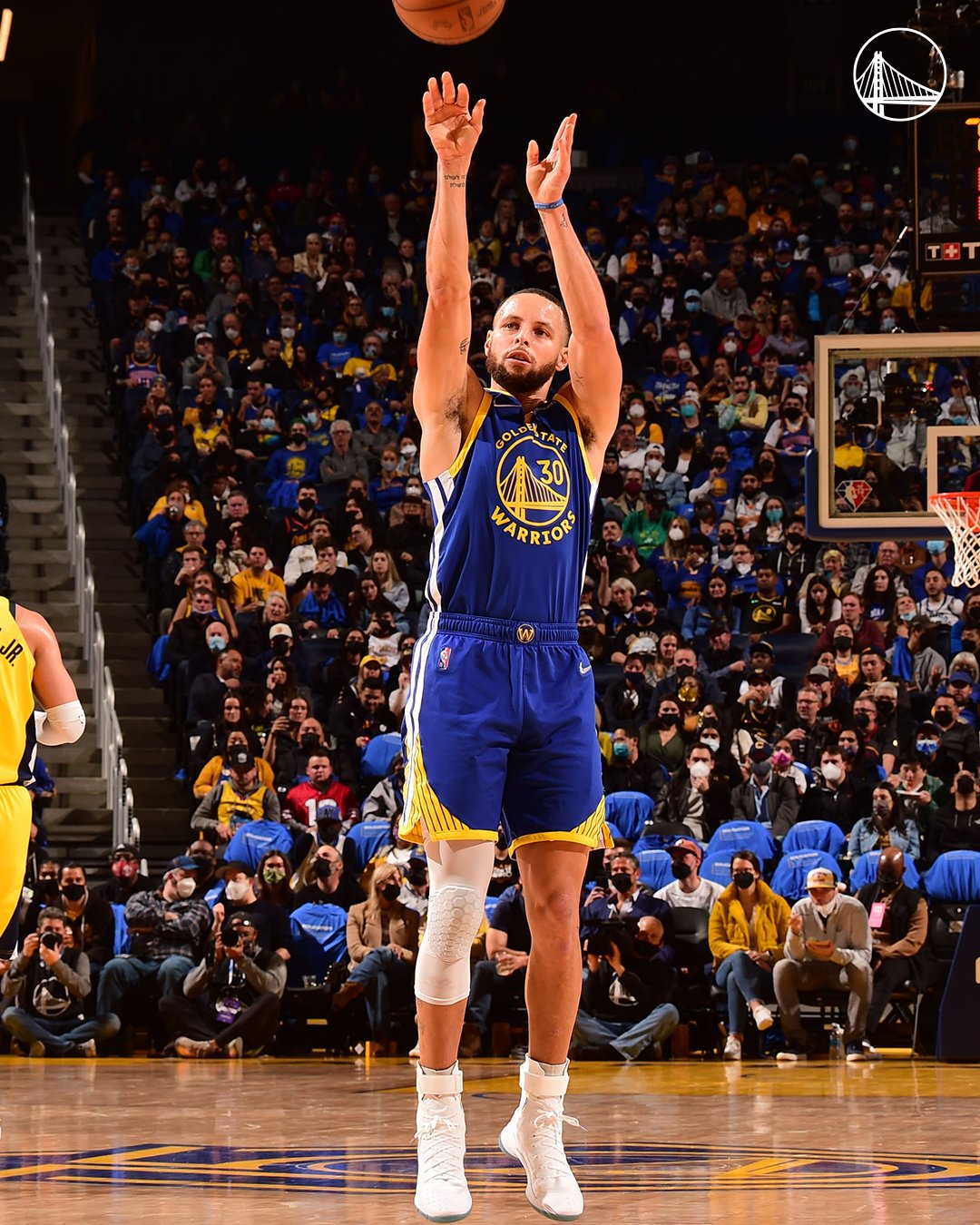 开云体育官网-里程碑夜！巴塞罗那状态回暖，NBA常规赛加时末段刷纪录，悬念犹存，身体对抗强度拉满的简单介绍